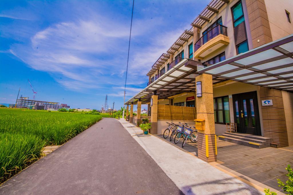 青田日光 羅東包棟民宿 Luodong Exterior photo